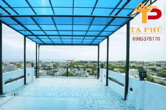 tam-lop-lay-sang-polycarbonate-dac-ruot Chuyên cung cấp tấm Poly sỉ – lẻ tại Cà Mau